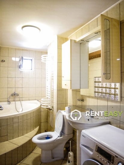 Apartament cu 3 camere de inchiriat in Centru - zona Palas
