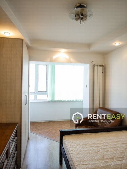Apartament cu 3 camere de inchiriat in Centru - zona Palas