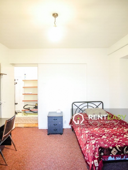 Apartament cu 3 camere de inchiriat pe Bld. Independentei 