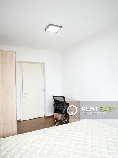 Apartament cu 4 camere de inchiriat pe Blvd Independentei