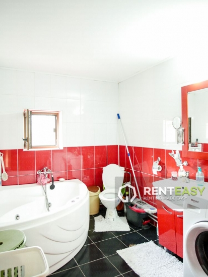 Apartament cu 3 camere de inchiriat in zona Centrala - Sararie