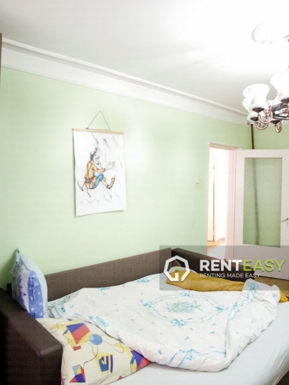 Apartament cu 3 camere de inchiriat in zona Podul de Fier
