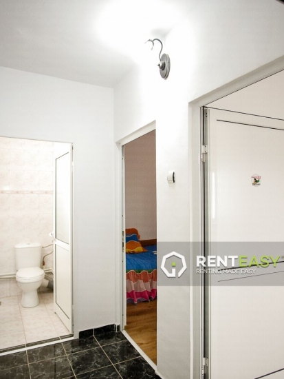 Apartament cu 4 camere de inchiriat in zona Pacurari