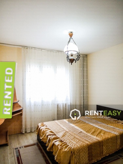 Apartament cu 2 camere de inchiriat in zona Centrala - Podul de Fier