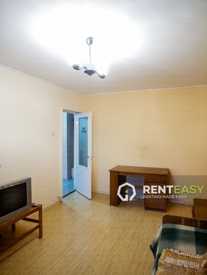 Apartament cu 2 camere de inchiriat in zona Centrala - Podul de Fier