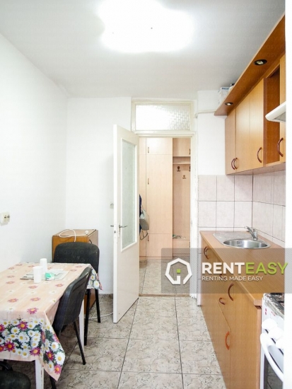 Apartament cu 2 camere de inchiriat in zona Centrala - Podul de Fier