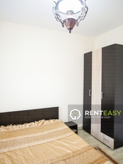 Apartament cu 2 camere de inchiriat in zona Centrala - Podul de Fier