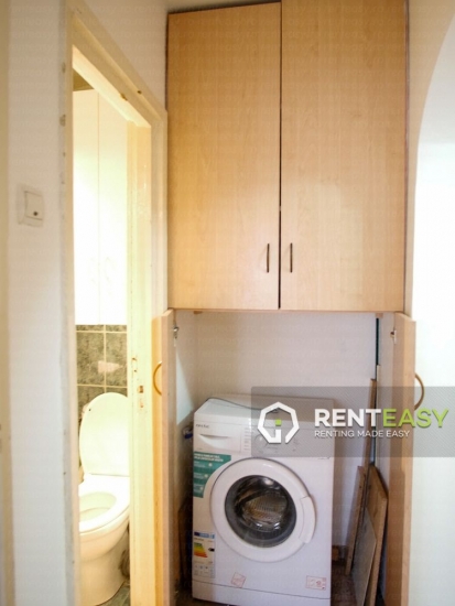 Apartament cu 2 camere de inchiriat in zona Centrala - Podul de Fier