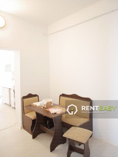 Apartament cu 3 camere de inchiriat in Centru - zona Tg. Cucu