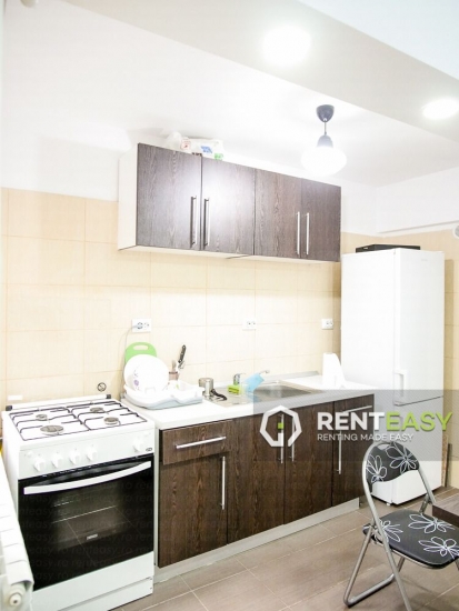 Apartament cu 3 camere de inchiriat in Centru - zona Piata Unirii