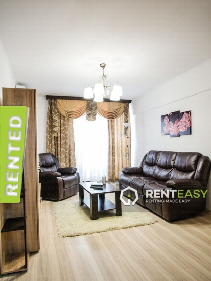 Apartament cu 3 camere spatios de inchiriat in Piata Unirii