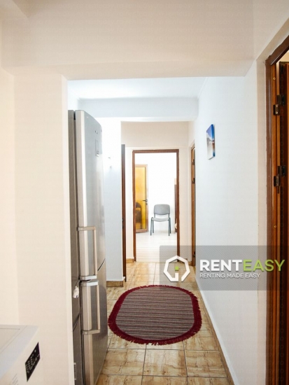Apartament cu 3 camere spatios de inchiriat in Piata Unirii