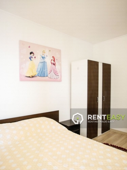Apartament cu 3 camere spatios de inchiriat in Piata Unirii