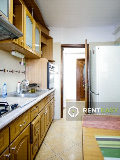 Apartament cu 3 camere de inchiriat in Centru - zona IndependenteiApartament cu 3 camere de inchiriat in Centru - zona Independentei