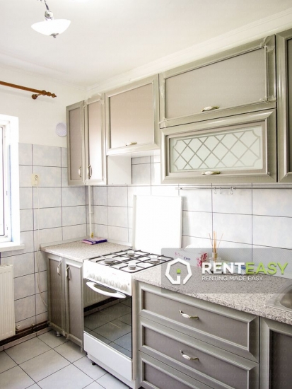Apartament cu 2 camere de inchiriat in zona Centrala - Cuza Voda