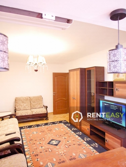 Apartament cu 2 camere de inchiriat in zona Centrala - Cuza Voda
