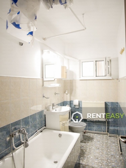 Apartament cu 2 camere de inchiriat in zona Centrala - Tg Cucu