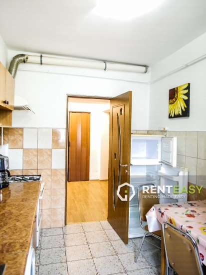 Apartament cu 2 camere de inchiriat in zona Centrala - Tg Cucu