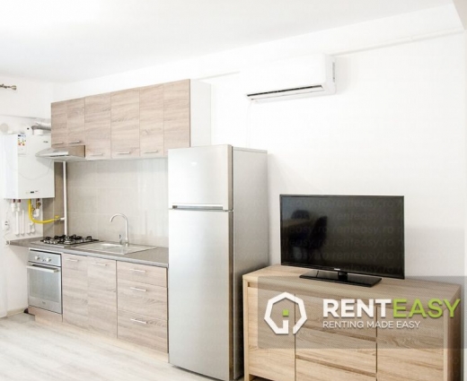 Prima Inchiriere! Apartament cu 2 camere in zona Palas