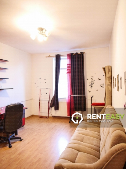Apartament spatios cu 2 camere de inchiriat in zona Centrala - Cuza Voda