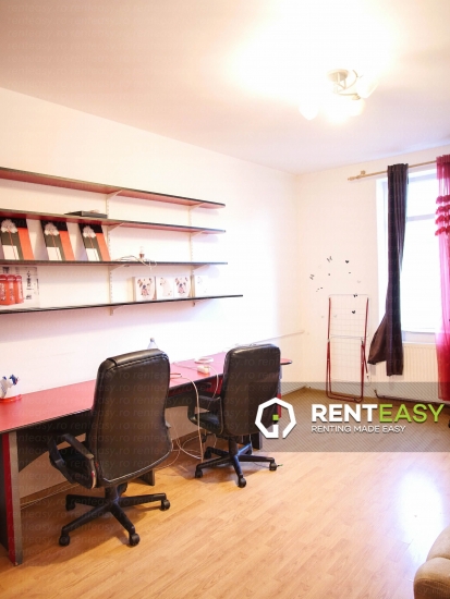Apartament spatios cu 2 camere de inchiriat in zona Centrala - Cuza Voda