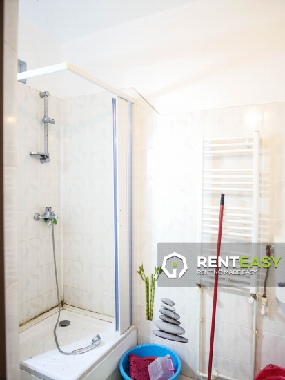 Apartament spatios cu 2 camere de inchiriat in zona Centrala - Cuza Voda