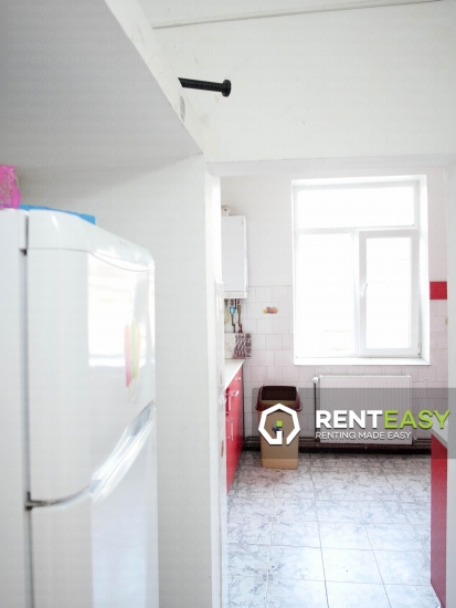 Apartament spatios cu 2 camere de inchiriat in zona Centrala - Cuza Voda