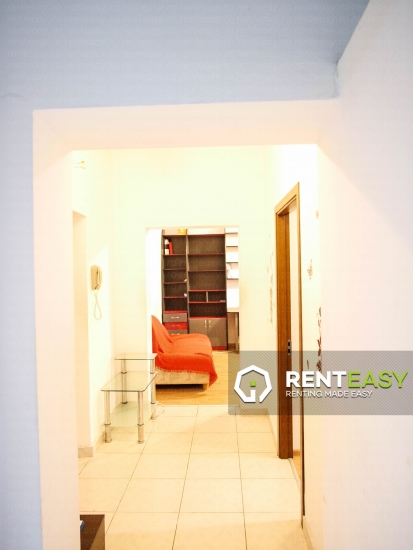 Apartament spatios cu 2 camere de inchiriat in zona Centrala - Cuza Voda