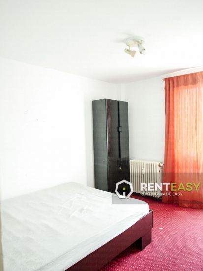 Apartament spatios cu 3 camere de inchiriat in Centru - zona Piata Unirii
