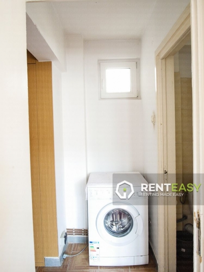 Apartament spatios cu 3 camere de inchiriat in Centru - zona Piata Unirii
