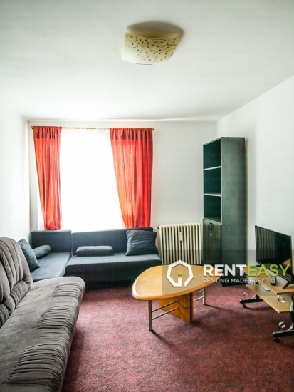 Apartament spatios cu 3 camere de inchiriat in Centru - zona Piata Unirii