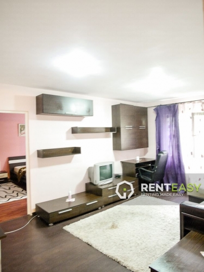 Apartament cu 2 camere de inchiriat in zona Centrala - Podul de Fier