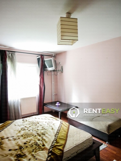 Apartament cu 2 camere de inchiriat in zona Centrala - Podul de Fier