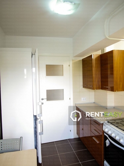 Apartament spatios cu 2 camere de inchiriat in zona Centrala - Bulevardul Independetei