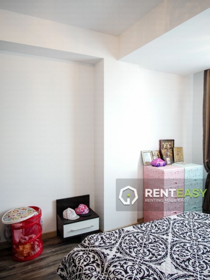Prima Inchiriere! Apartament cu 2 camere in zona Podu Ros