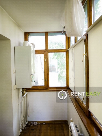 Apartament spatios cu 4 camere de inchiriat pe Blvd Independentei