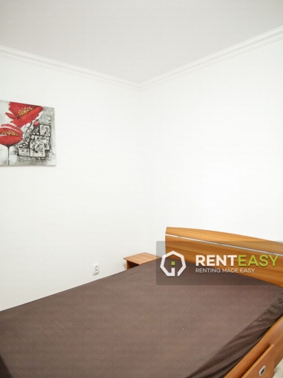 Apartament spatios cu 3 camere de inchiriat in zona Centrala