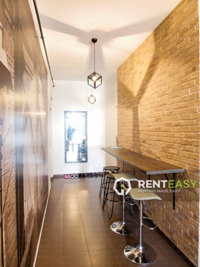 Apartament spatios cu o camera de inchiriat in zona Centrala - Palas