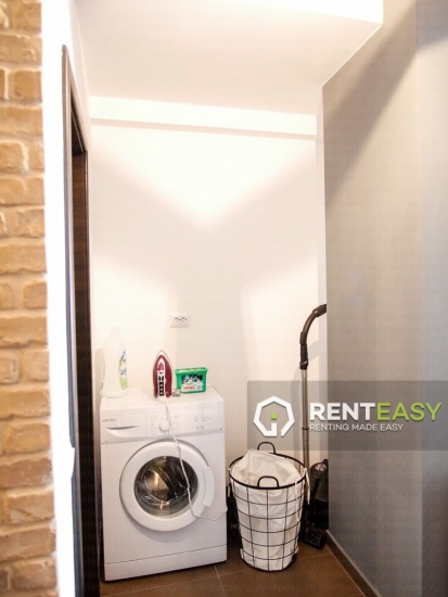 Apartament spatios cu o camera de inchiriat in zona Centrala - Palas