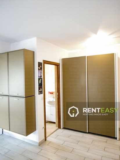 Apartament spatios cu o camera de inchiriat in zona Bucsinescu