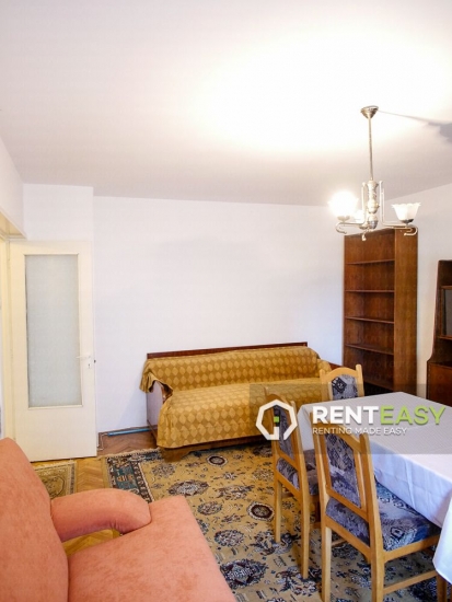 Apartament cu 3 camere de inchiriat in zona Arcu