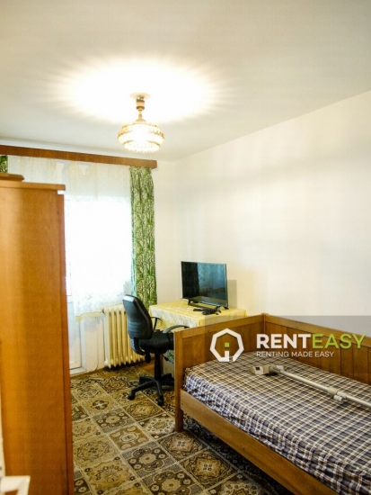 Apartament cu 3 camere de inchiriat in zona Arcu