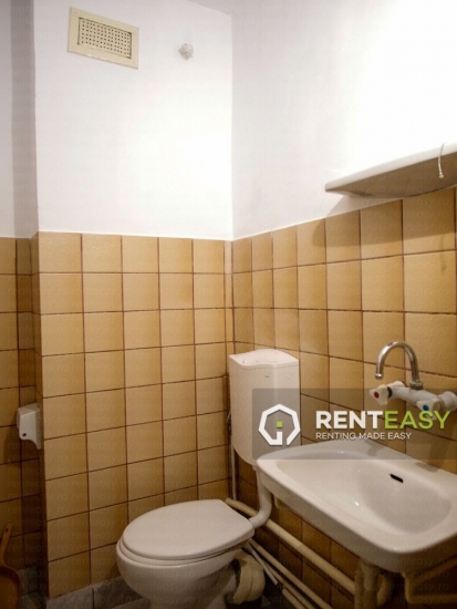 Apartament cu 3 camere de inchiriat in zona Arcu
