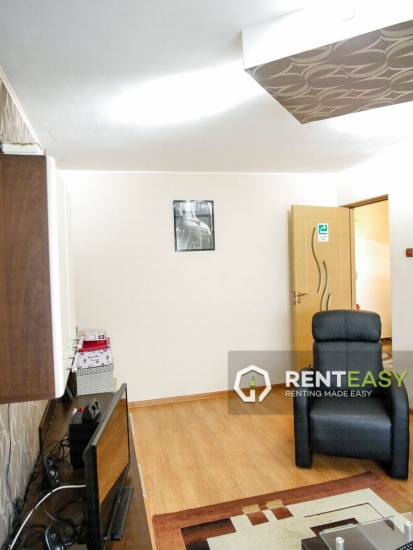 Apartament nou cu 3 camere de inchiriat in Centru - Palas