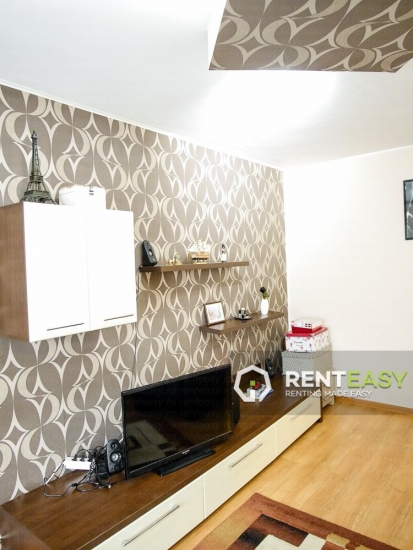 Apartament nou cu 3 camere de inchiriat in Centru - Palas