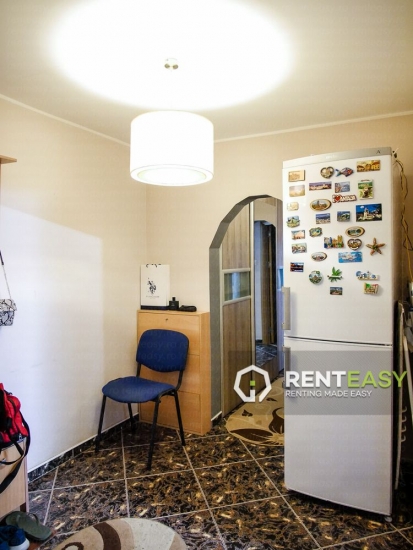 Apartament nou cu 3 camere de inchiriat in Centru - Palas