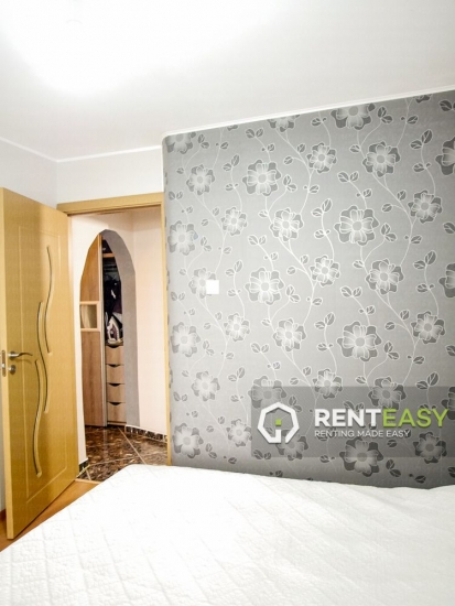 Apartament nou cu 3 camere de inchiriat in Centru - Palas