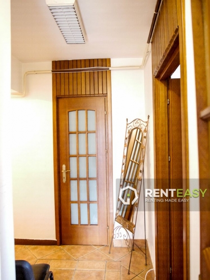 Apartament spatios cu 2 camere de inchiriat in zona Centrala - Piata Unirii