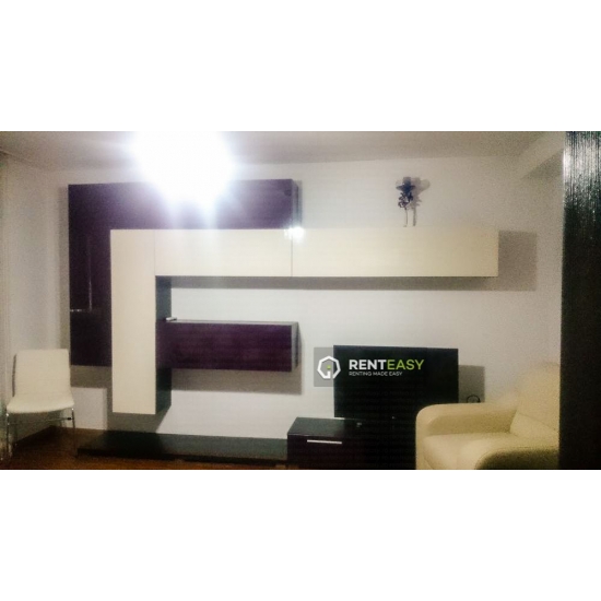 Apartament decomandat cu 2 camere de inchiriat situat in zona Arcu