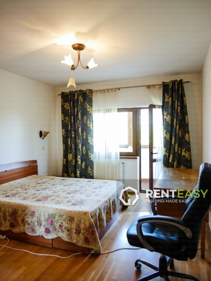 Apartament spatios cu 2 camere situat in zona Bucsinescu